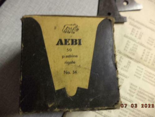 Landbouwmachines: AEBI-vingerplaatjes n34 + prijslijst 1957, Zakelijke goederen, Landbouw | Werktuigen, Akkerbouw, Ophalen of Verzenden