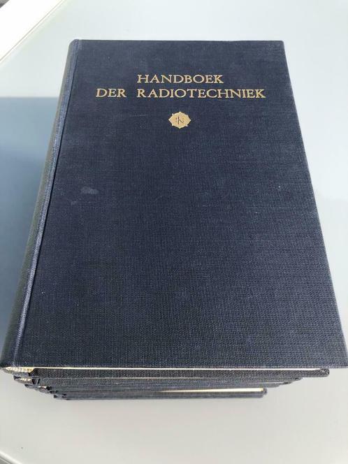 Handboek der Radiotechniek - Rens & Rens, Livres, Technique, Comme neuf, Enlèvement ou Envoi