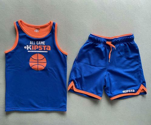 Tenue de basket réversible (bleu/orange) - 6 ans, Sports & Fitness, Basket, Comme neuf