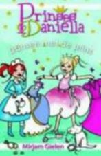 Prinses Daniella / Dansen met de prins / Mirjam Gielen, Boeken, Ophalen of Verzenden, Zo goed als nieuw
