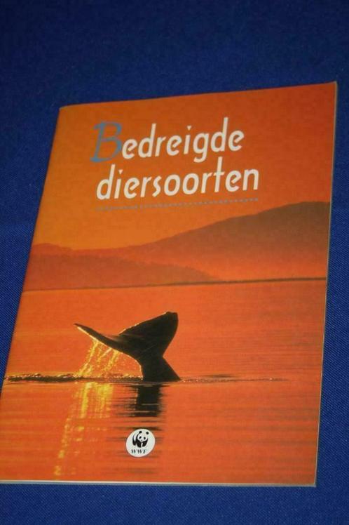 Bedreigde diersoorten WWF , prentenalbum de Beukelaer 1977, Boeken, Prentenboeken en Plaatjesalbums, Zo goed als nieuw, Plaatjesalbum