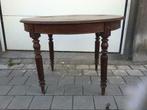 Ovale tafel in Louis Philippe-stijl