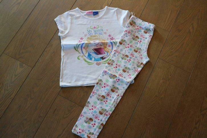 Pyjama - 134 - LC WAIKIKI - FROOZEN - Nieuwstaat!, Kinderen en Baby's, Kinderkleding | Maat 134, Zo goed als nieuw, Meisje, Nacht- of Onderkleding
