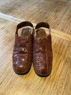 Gevlochten leren schoenen maat 37, Kleding | Dames, Schoenen, Ophalen of Verzenden, Gedragen, Bruin