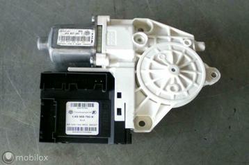 Raammotor 5-Drs RV 1K4837401T Volkswagen Golf V ('03-'08) beschikbaar voor biedingen