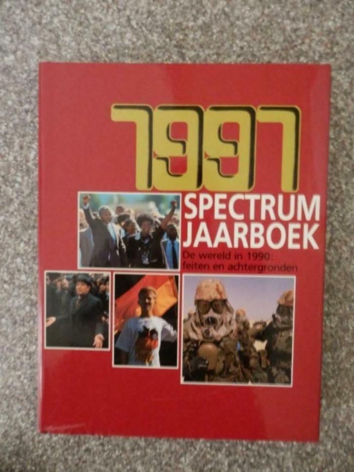 Grote Spectrum Encyclopedie Jaarboeken, per deel, Boeken, Encyclopedieën, Zo goed als nieuw, Los deel, Algemeen, Ophalen of Verzenden
