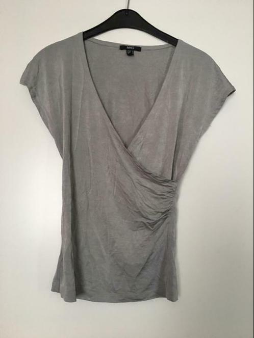 Top MANGO femme argenté taille M, Vêtements | Femmes, T-shirts, Comme neuf, Taille 38/40 (M), Gris, Manches courtes