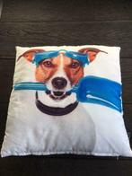 Sierkussen met afbeelding hond, Ophalen of Verzenden, Gebruikt, Wit, Vierkant