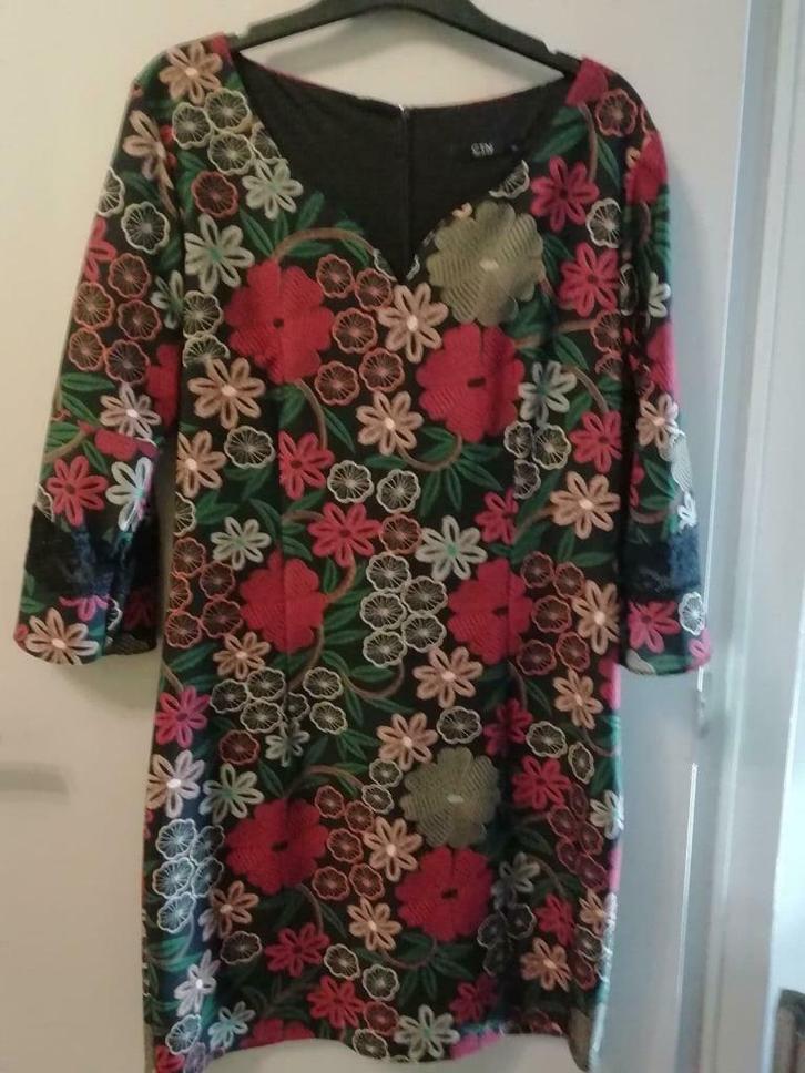 Kleed retro  met vintage print CTN COLLECTION   MEDIUM, Kleding | Dames, Jurken, Zo goed als nieuw, Ophalen of Verzenden