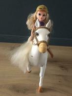 Moxie Girlz Horse Riding Club Pop en Paard - Avery, Ophalen, Zo goed als nieuw