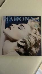 Lp Madonna true blue, Enlèvement