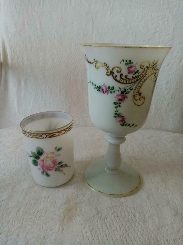 Franse opaline beker eind 19e eeuw, Antiek en Kunst, Antiek | Glaswerk en Kristal, Ophalen of Verzenden