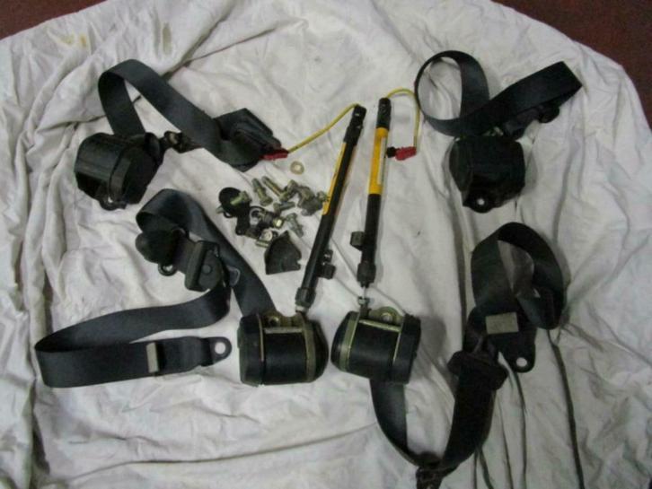 Set veiligheidsgordels CLASSIC MINI MPI ZWART , 1997-00, Auto-onderdelen, Interieur en Bekleding, Mini, Oldtimer onderdelen, Rover