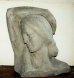 ROBERT MASSART Liège buste de jeune femme au bras levé signé, Antiquités & Art, Art | Sculptures & Bois, Enlèvement