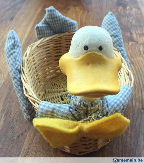 Panier en osier, forme de canard, Huis en Inrichting, Woonaccessoires | Schalen en Manden, Gebruikt, Mand, Ophalen