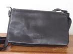 zwarte lederen schoudertas Hexagona, Handtassen en Accessoires, Tassen | Damestassen, Ophalen, Zo goed als nieuw, Zwart, Schoudertasje