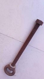 Gros anneau de suspension 11 cm sur tige fileté diamètre 30, Enlèvement ou Envoi, Utilisé