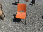 Chaise en plastique orange vintage, Utilisé, Autres couleurs, Synthétique, Une