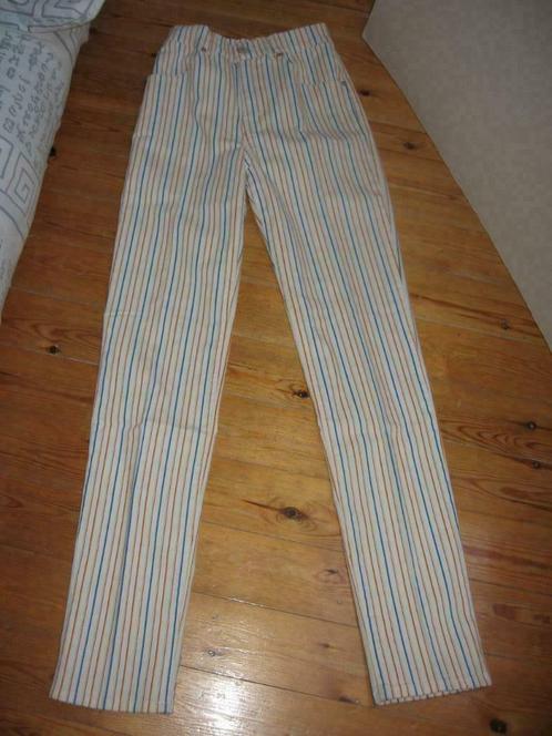 Chipie : pantalon Vintage. Pantalon Vintage en tissu à ligne, Vêtements | Femmes, Culottes & Pantalons, Neuf, Taille 36 (S), Rouge