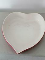 Vintage hartvormige schaal voor ovenrood gelakt keramiek ste, Moule plat en cœur pour gâteau, Gebruikt, Ophalen