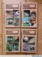 Boek : Dierenencyclopedie - 4 delen, Gelezen, Ophalen of Verzenden