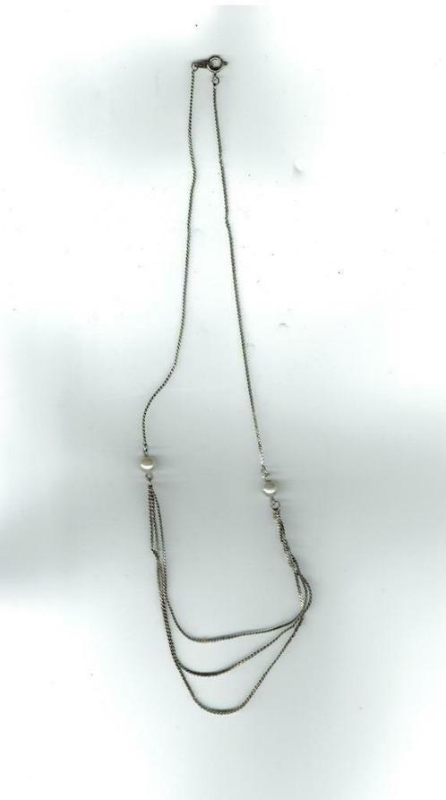 Zilverkleurige halsketting met 2 parels (Juweel 0078), Handtassen en Accessoires, Kettingen, Gebruikt, Overige materialen, Zilver
