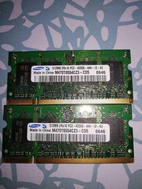 DDR2 1GB 2X512MB 4200S 444 so-dimm, Informatique & Logiciels, Mémoire RAM, Comme neuf, DDR2, Enlèvement ou Envoi