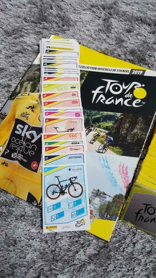 Panini Tour de France 2019. Album vide + set complet, Livres, Guides touristiques, Comme neuf, Enlèvement ou Envoi