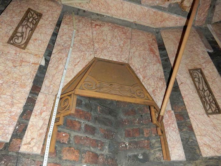 Roze marmer open haard schoorsteen afdak metaall, Doe-het-zelf en Bouw, Overige Doe-Het-Zelf en Bouw, Gebruikt, Ophalen