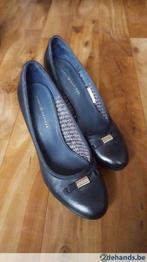 Tommy Hilfiger pumps, Kleding | Dames, Pumps, Zwart, Ophalen of Verzenden, Zo goed als nieuw