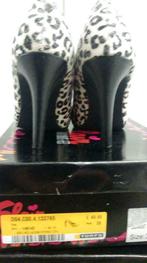 678 * FLAIR - prachtige zwart / witte zebra pumps (38), Kleding | Dames, Pumps, Overige kleuren, Verzenden, Nieuw