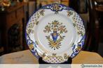 assiette saint clément decor vase et fleur, Antiek en Kunst, Antiek | Keramiek en Aardewerk, Ophalen of Verzenden