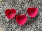 3 Silikomart cupcakevorm hart 7 cm silicone roze 3 stuks, Ophalen of Verzenden, Zo goed als nieuw, Cupcakes, Bakvorm