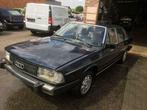 Audi 100 5S 1981 1er propriétaire AUTOMATIQUE 2950 €, Autos, Oldtimers & Ancêtres, Berline, 4 portes, Automatique, Bleu