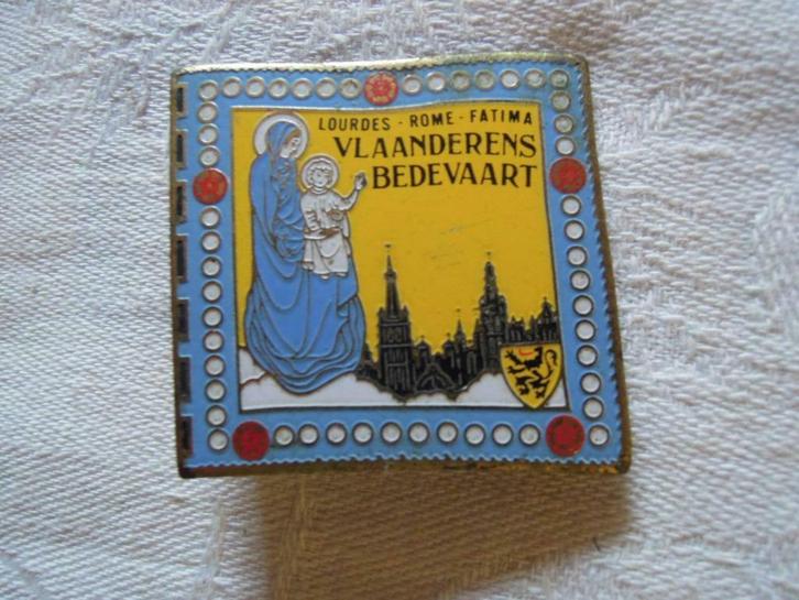 Vlaamse leeuw op broche Vlaanderens bedevaart Lourdes pins, Antiek en Kunst, Curiosa en Brocante, Ophalen of Verzenden