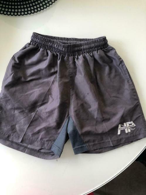 Hockey Planet short hockey gris 8ans, Sports & Fitness, Hockey, Comme neuf, Vêtements