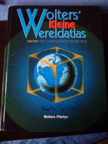 boek; wolters kleine wereldatlas, Enlèvement