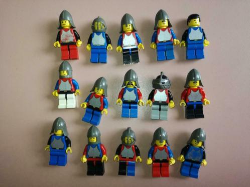 lego ridders met borstplaat minifigs kasteel castle - lot B, Kinderen en Baby's, Speelgoed | Duplo en Lego, Gebruikt, Lego, Ophalen of Verzenden