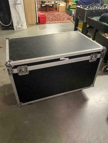 FLIGHTCASE