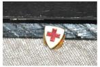 badge boutonnière croix rouge, Collections, Utilisé, Enlèvement ou Envoi