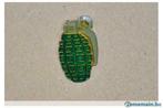 pin's grenade, Collections, Enlèvement ou Envoi, Utilisé, Insigne ou Pin's