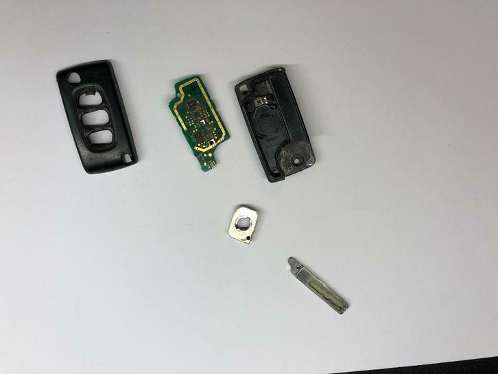 peugeot sleutel reparatie, Auto-onderdelen, Dashboard en Schakelaars, Peugeot, Ophalen of Verzenden