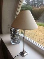 tafellamp Flamant met witte kap, Ophalen of Verzenden, Metaal, Zo goed als nieuw, 50 tot 75 cm