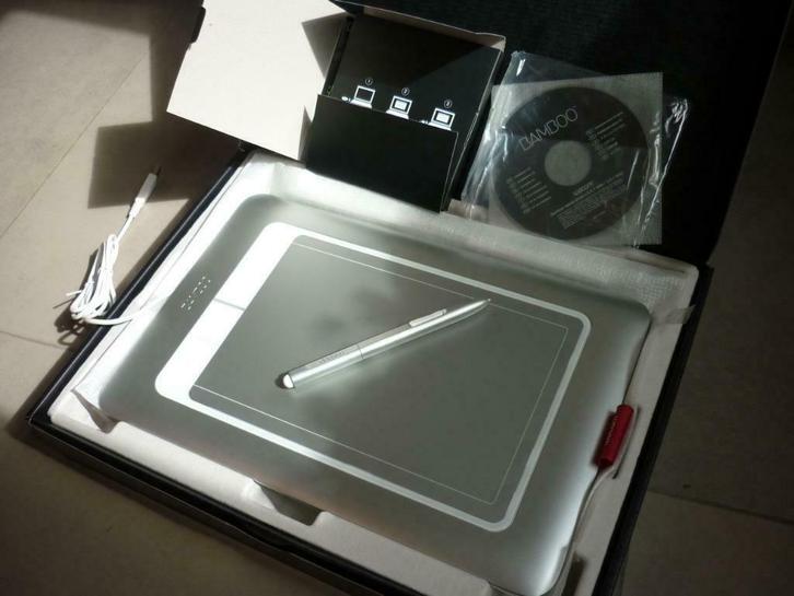Wacom bamboo fun cth-661 tekentablet pen & touch, Computers en Software, Windows Tablets, Zo goed als nieuw, Ophalen of Verzenden