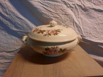 Antiek potje met deksel, mooi beschilderd. halfweg 19 eeuw beschikbaar voor biedingen
