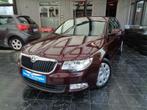 Skoda Superb ** GARANTIE DE 12 MOIS**, 5 places, Berline, 1598 cm³, Tissu