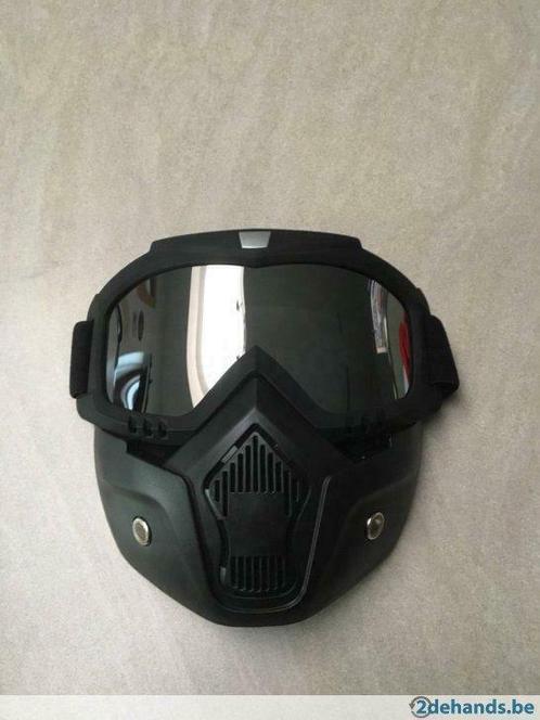 Shark raw like face mask, Motos, Vêtements | Casques de moto, Enlèvement ou Envoi