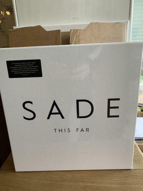 SADE - This Far - Collector's Box, Cd's en Dvd's, Vinyl | Pop, Nieuw in verpakking, 1980 tot 2000, 12 inch, Ophalen