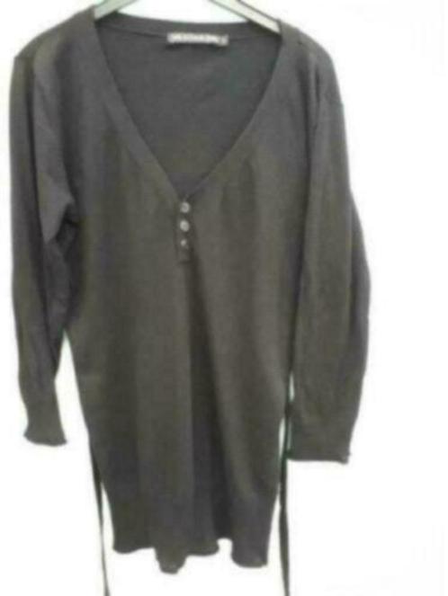 joli pull (matière fine) noir marque CNB taille M-L, Vêtements | Femmes, Pulls & Gilets, Noir, Enlèvement ou Envoi