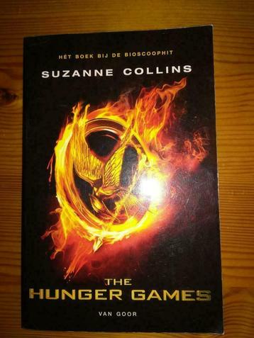 livre de lecture à partir de 12 ans The Hunger Games, Enlèvement ou Envoi, Comme neuf, Suzanne Collins